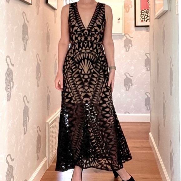 BCBGMAXAZRIA Maranda Burnout Black Lace
Dress Gown Fit Flare Size 0 - Picture 2 of 13